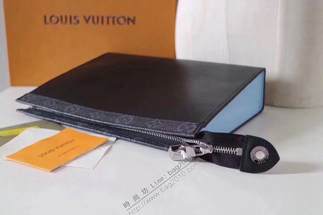 lv手包 67736 全新經典灰黑 Pochette Voyage MM中號旅遊皮 lv男士手拿包  lvqb1255